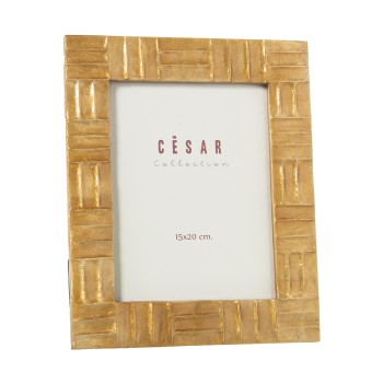 Natural Mother Of Pearl Photo Frame Embossed - 15x20cm-