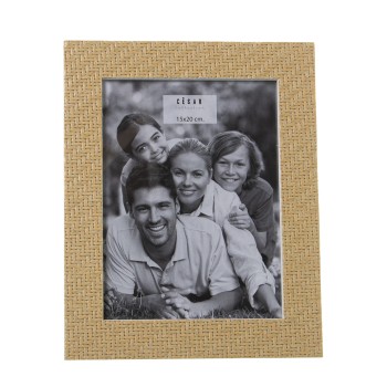 Wooden Photo Frame - 15x20cm Ext:21x26x1,2cm